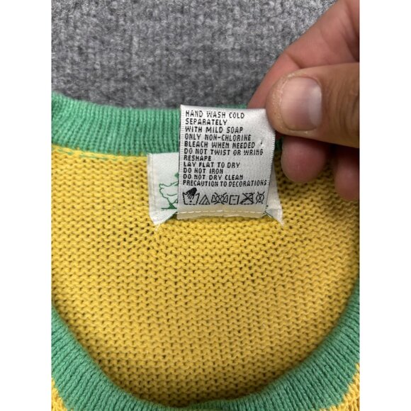 Colorful Beach-Themed Women's Sweater - Picture 3 of 7